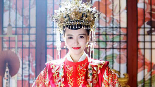 唐嫣红唇美艳动人 盘点影视剧中的嫁衣妆