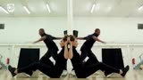 法国舞者创意舞蹈镜子舞，这创意真是太赞了，美爆了！