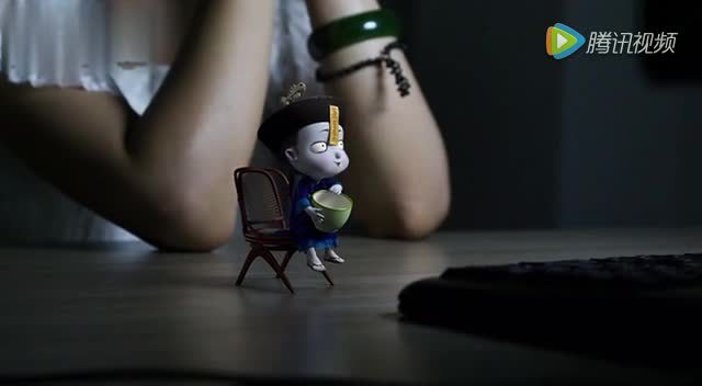 现代小僵尸深夜看恐怖片吓尿了