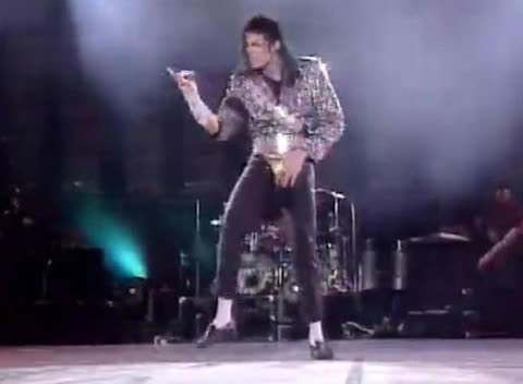 致敬经典!迈克尔杰克逊95年格莱美上的最强之舞